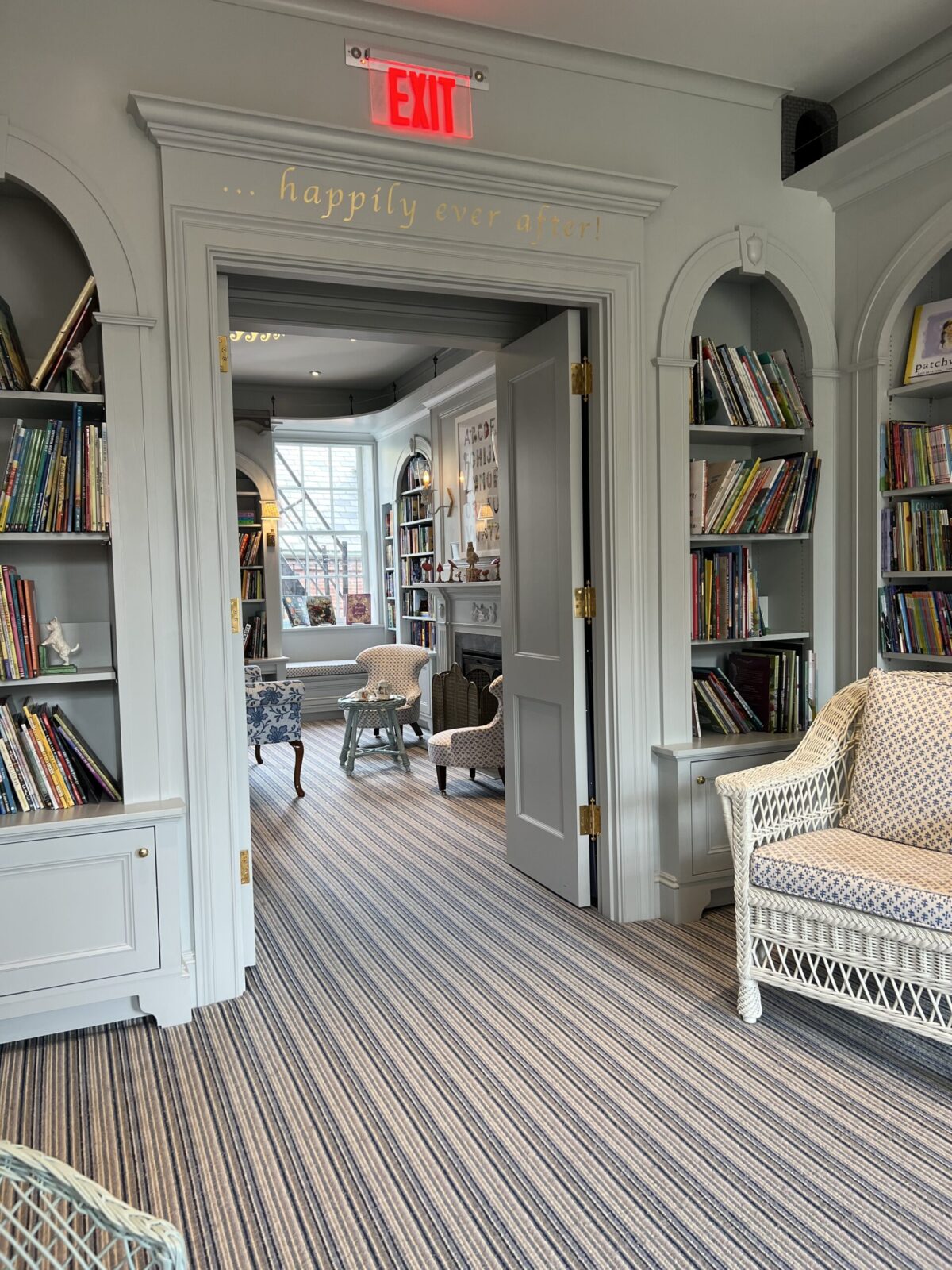 Beacon Hill Bookstore Dover Rug