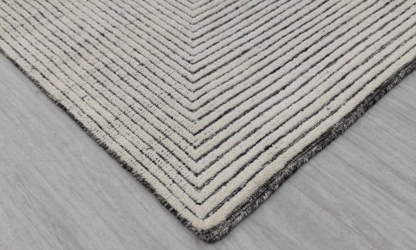 301832 - Image 3